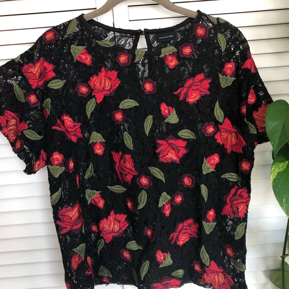 Who What Wear embroidered lace blouse, Size S
